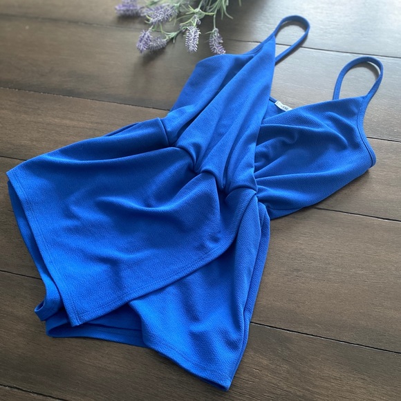 NWOT Kimchi Blue Urban Outfitters Skort Romper -Size XSmall - Picture 2 of 4